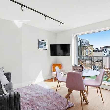 Charming 2 Bed Apartment Free Wifi Close To Camden Londra Dış mekan fotoğraf