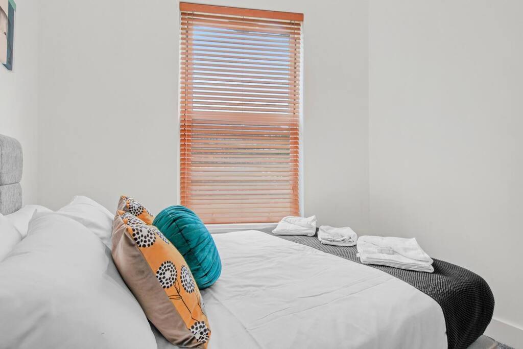 Charming 2 Bed Apartment Free Wifi Close To Camden Londra Dış mekan fotoğraf