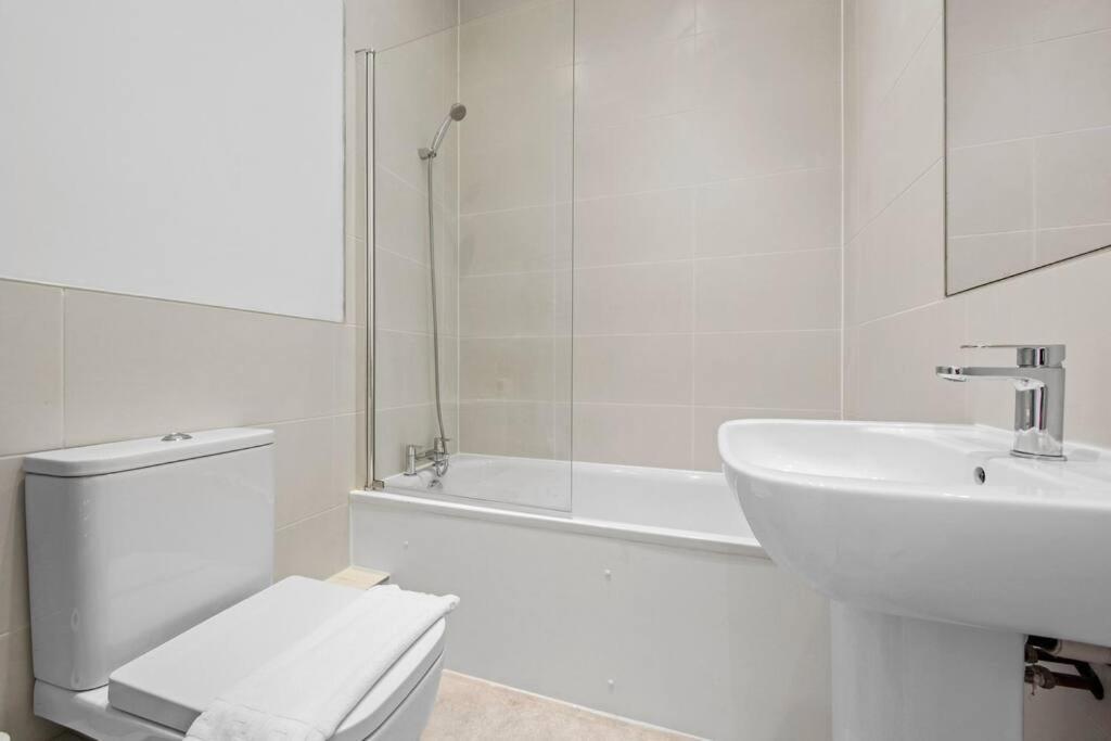 Charming 2 Bed Apartment Free Wifi Close To Camden Londra Dış mekan fotoğraf